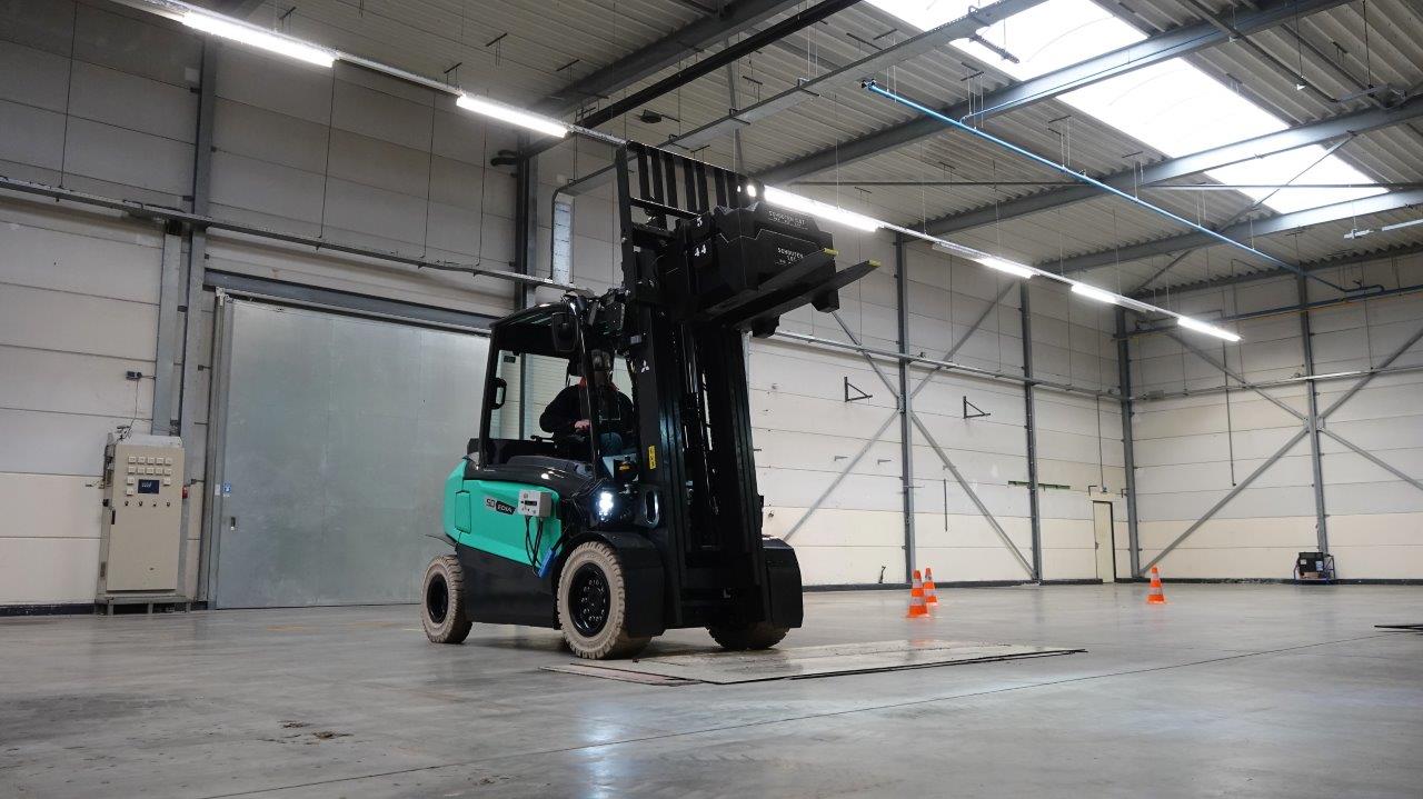 4 wheel elektrische heftruck
